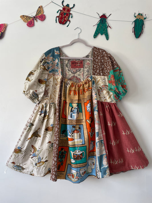 Tea Time with Twinnings Cindy Dress - Size Extra Large