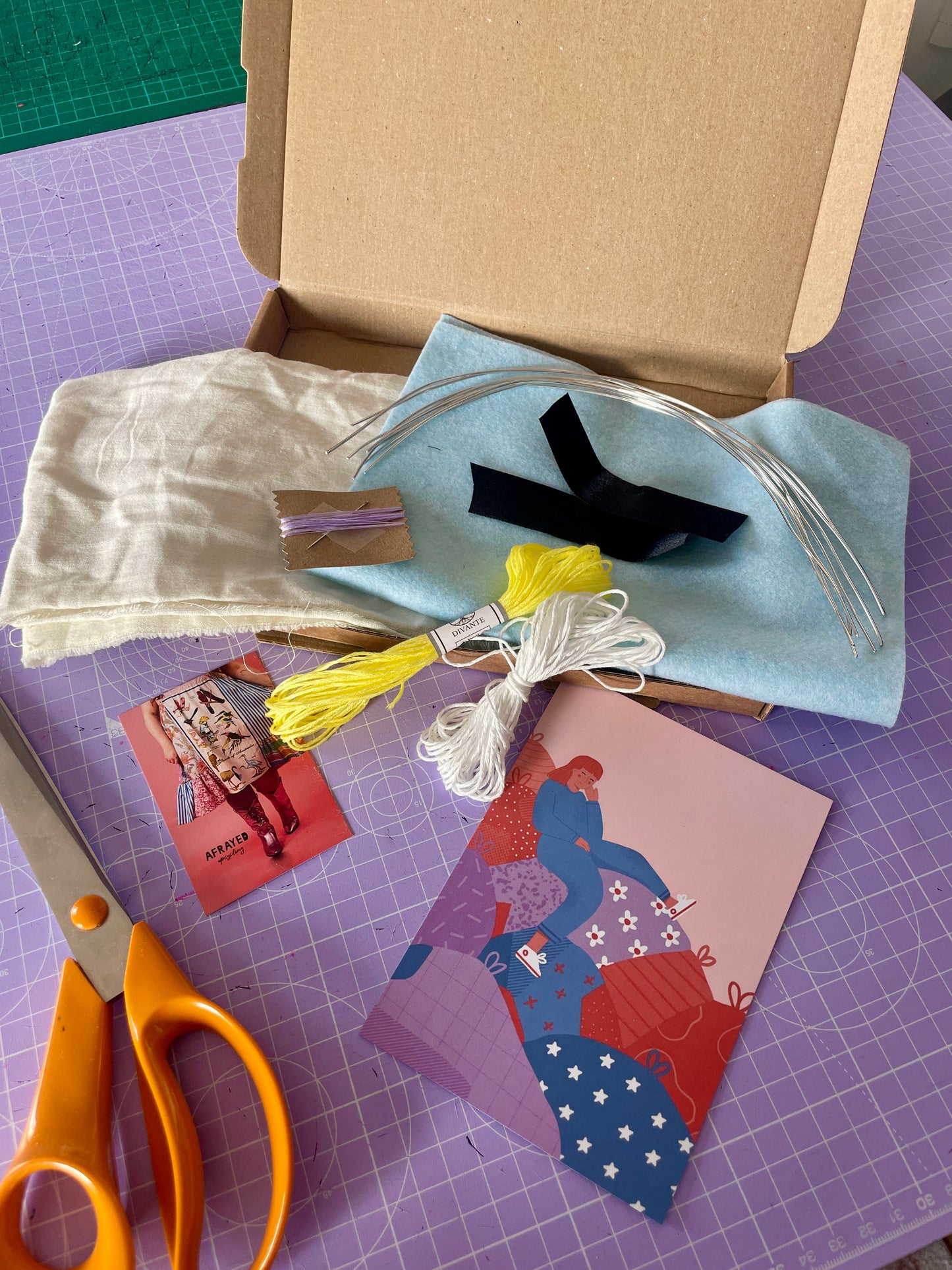 Small Scrappy Beetle Bug Kit (including online tutorial!)