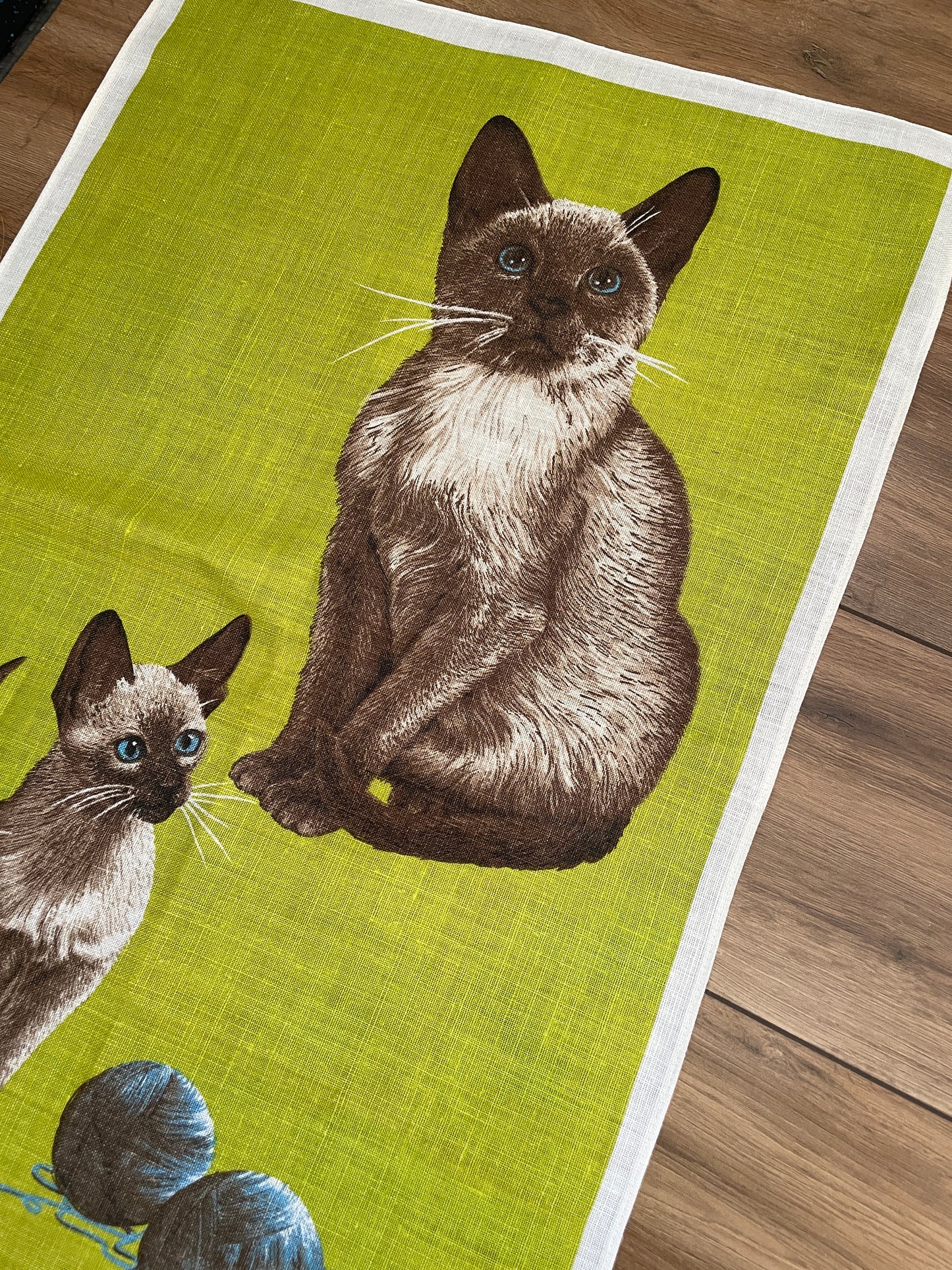 Tea Towel Kit - Siamese Triplets