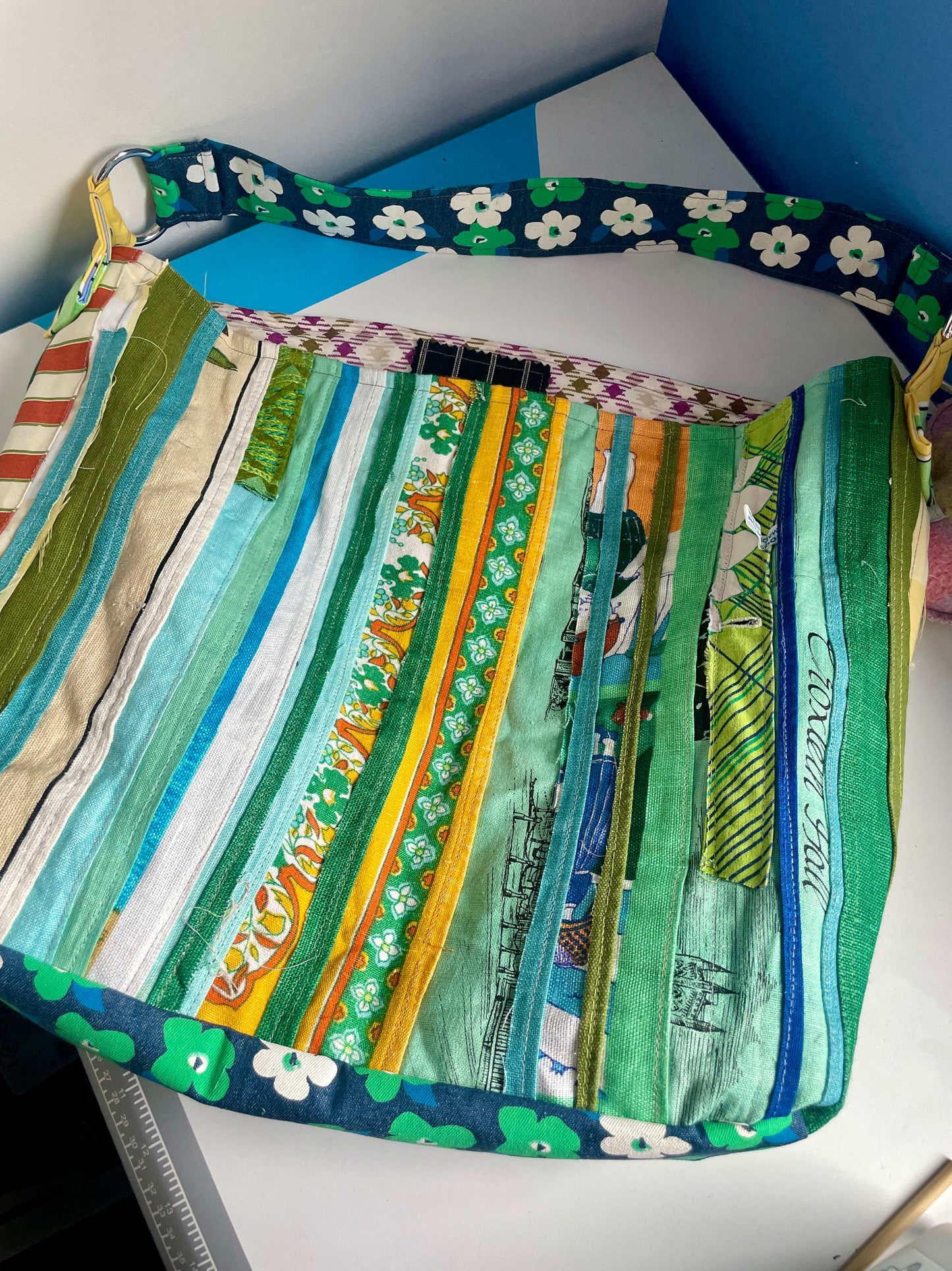 Scrappy Patch Bag - Blue Flower Garden