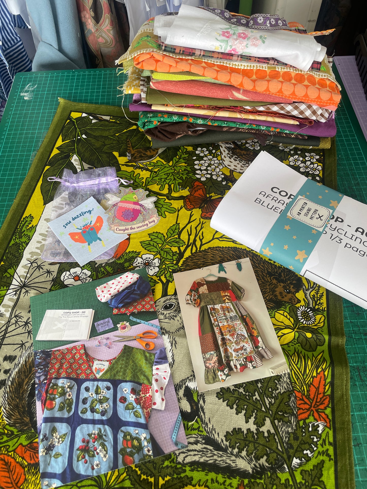 Tea Towel Kit - Victorian Flutters