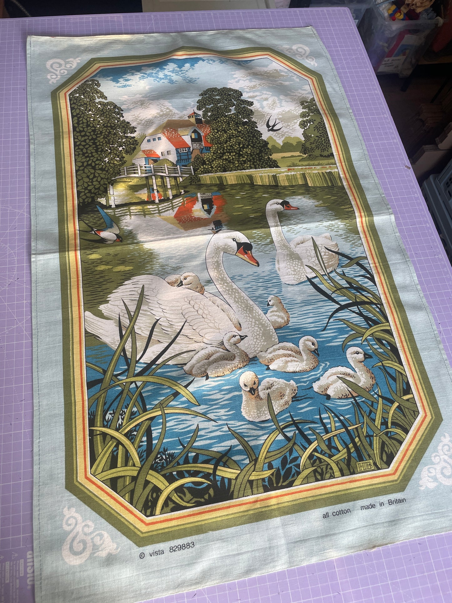 Tea Towel Kit - Swan Family
