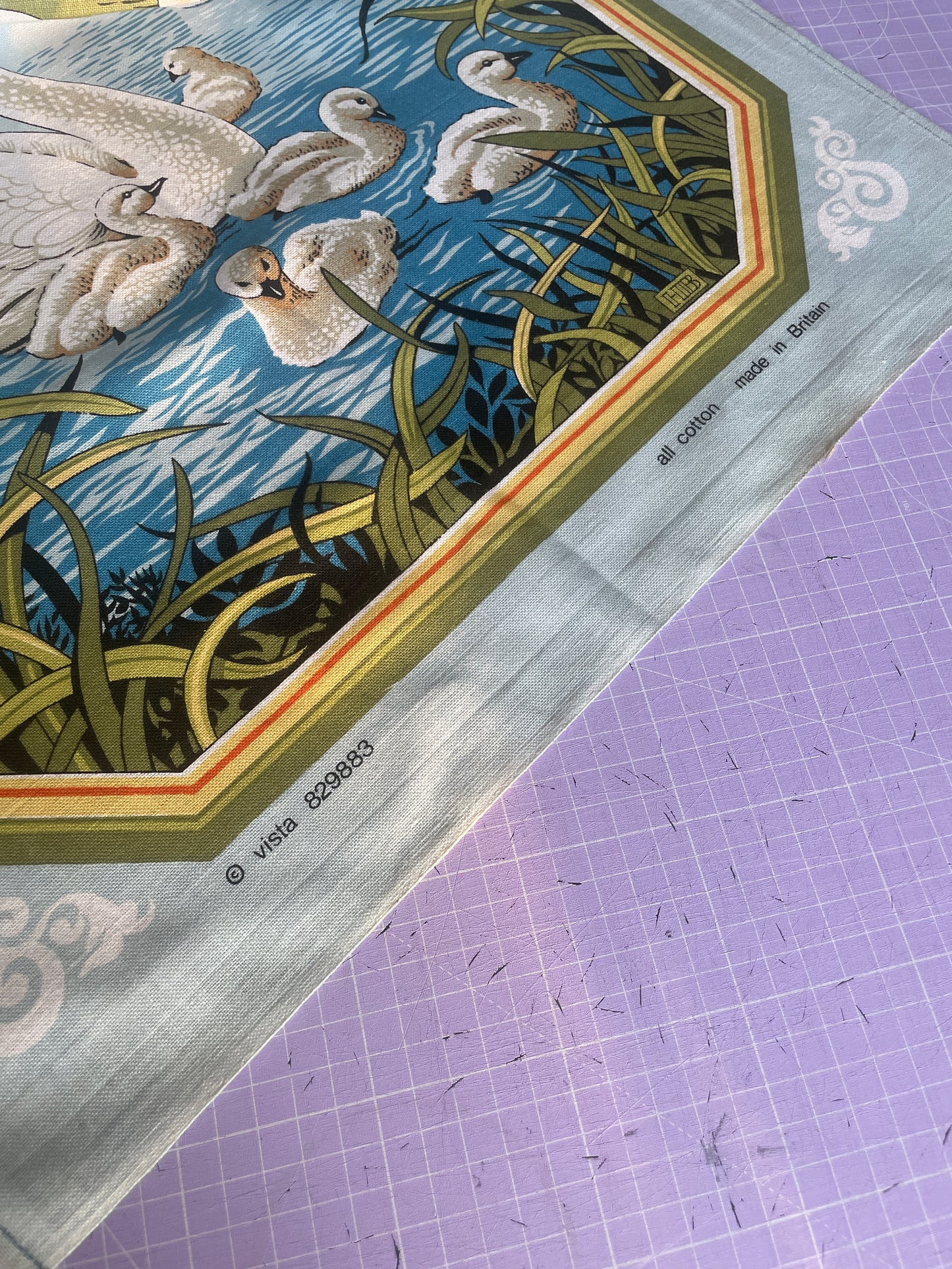 Tea Towel Kit - Swan Family