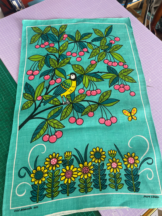 Tea Towel Kit - Punchy Birds
